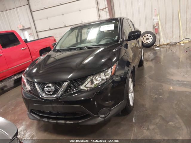 JN1BJ1CR8HW117245 Nissan Rogue Sport S