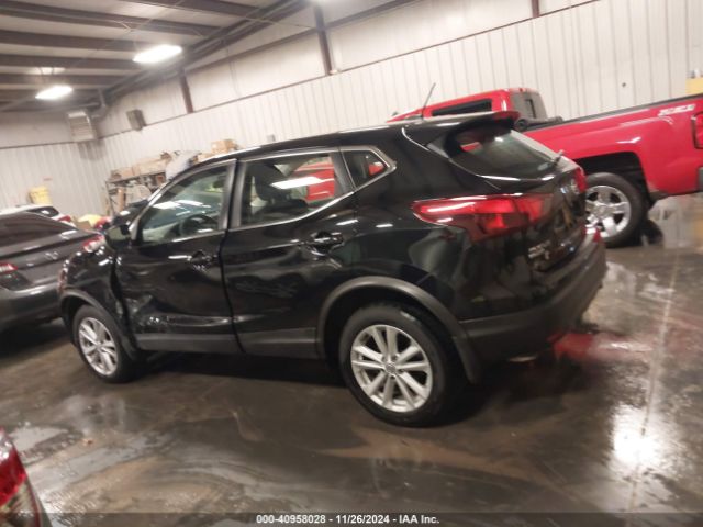JN1BJ1CR8HW117245 Nissan Rogue Sport S