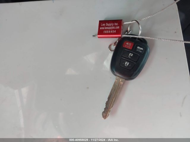 2T1BURHE1GC621796 Toyota COROLLA LE