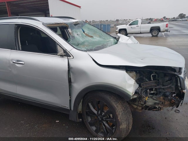 KIA Sorento 3.3l S 2020 5XYPGDA51LG674068 Image 16
