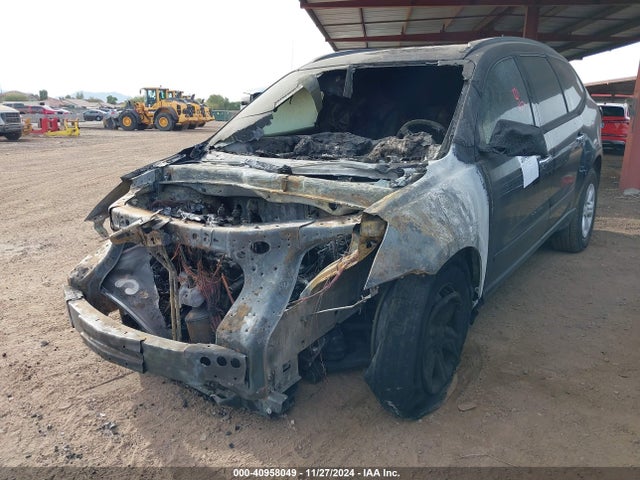Chevrolet Traverse Ls 2016 1GNKRFED5GJ218542 Image 2
