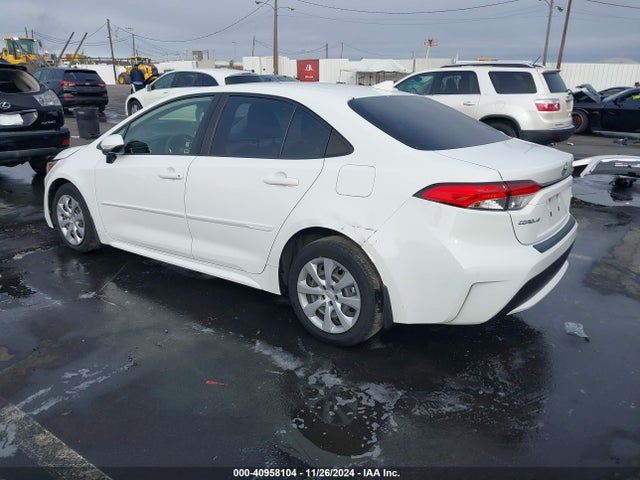 Toyota COROLLA LE 2020 JTDEPRAE0LJ022045 Image 3