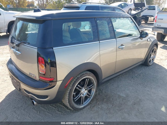 2009 MINI COOPER S CLUBMAN WMWMM33549TP93620 Photo 3