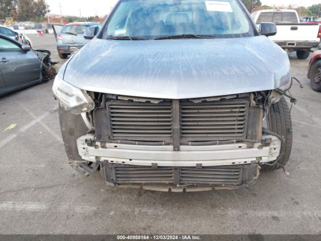 1GNERFKWXJJ202637 Chevrolet Traverse Ls