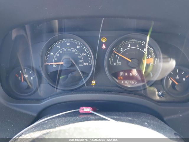 1C4NJDBB9ED582530 Jeep Compass Sport