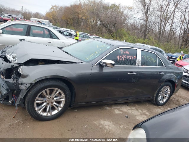Chrysler 300C 2016 2C3CCAEG3GH189950 Image 13
