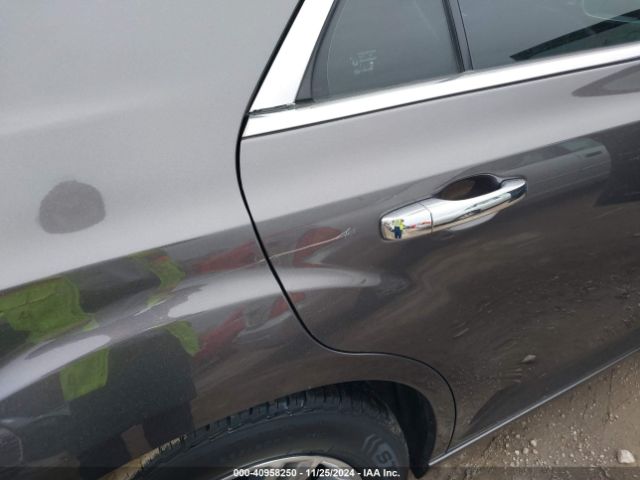 Chrysler 300C 2016 2C3CCAEG3GH189950 Image 18