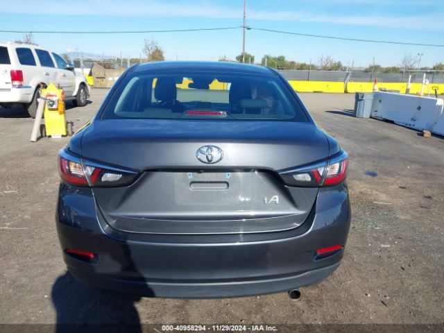 3MYDLBYV7JY314922 Toyota YARIS IA