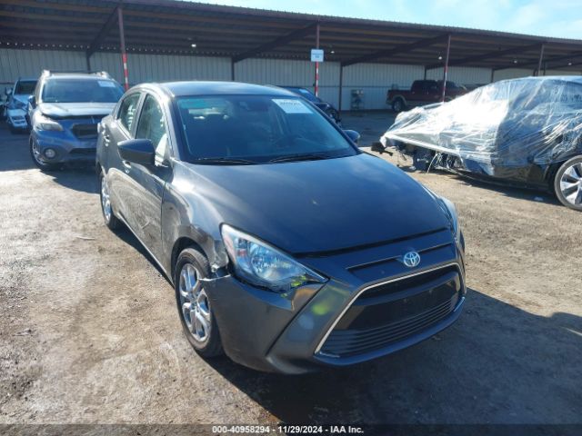 3MYDLBYV7JY314922 Toyota YARIS IA
