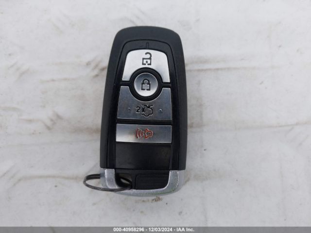 3FA6P0H72HR370438 Ford FUSION SE