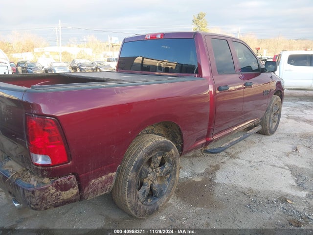 1C6RR6FT9JS322649 RAM 1500 Express  4x2 6'4 Box