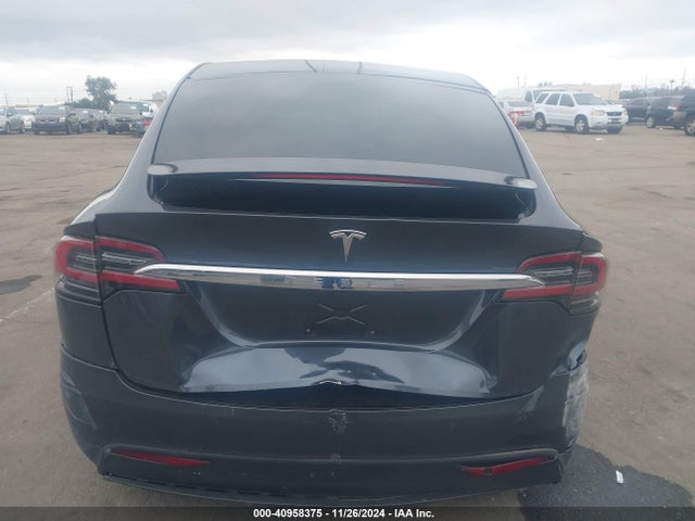 Tesla MODEL X 2017 5YJXCDE24HF072890 Image 16