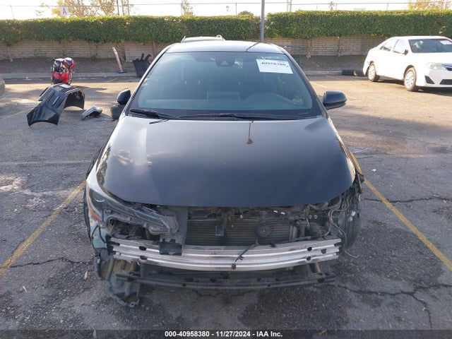 Toyota COROLLA SE 2021 5YFS4MCE7MP090058 Image 13