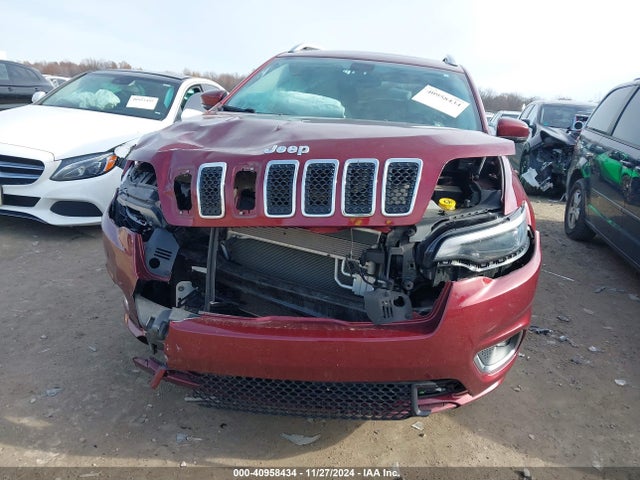 1C4PJMJX8KD257997 Jeep Cherokee Overland 4x4