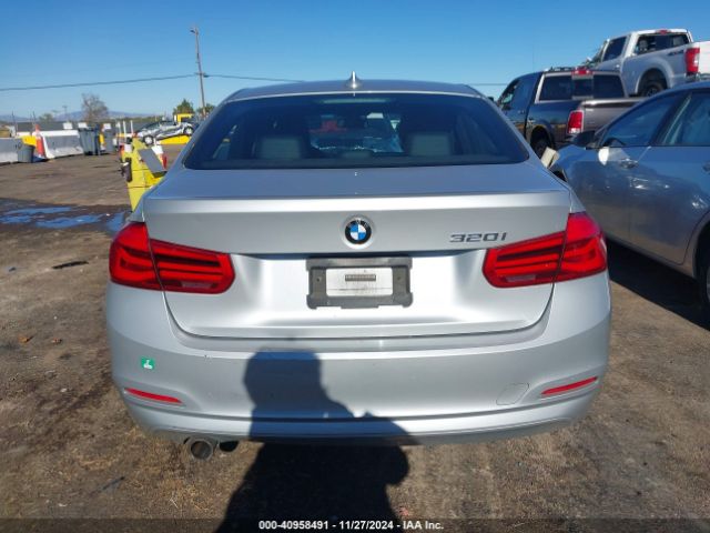 WBA8E1G58GNT36209 BMW 320i