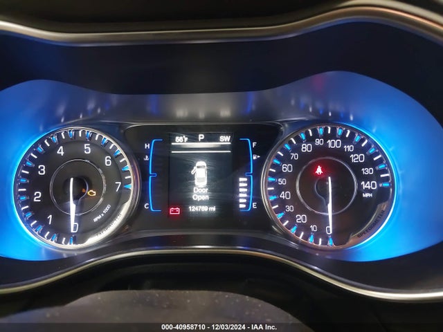 Chrysler 200 Limited 2016 1C3CCCABXGN186542 Image 7