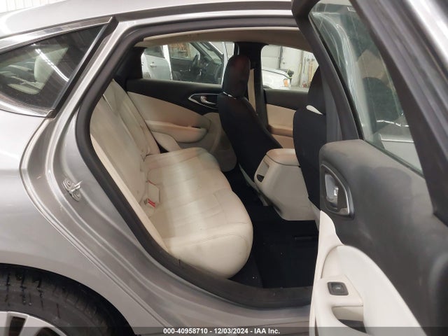 Chrysler 200 Limited 2016 1C3CCCABXGN186542 Image 8