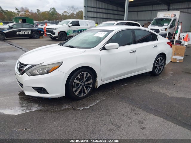 Nissan Altima 2.5 Sr 2016 1N4AL3AP2GC209277 Image 2