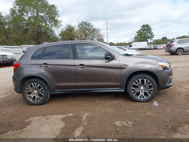 JA4AP3AU4HZ056964 Mitsubishi Outlander Sport 2.0 Es