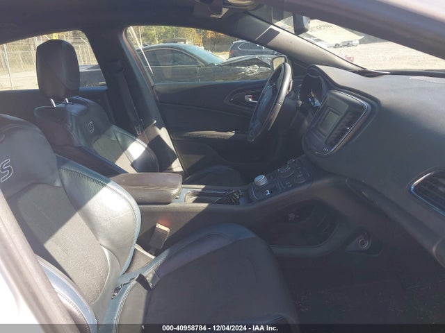 1C3CCCBB9FN635822 Chrysler 200 S