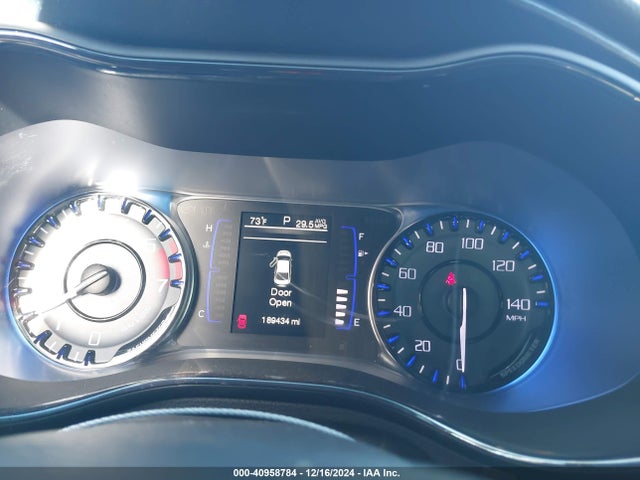 Chrysler 200 S 2015 1C3CCCBB9FN635822 Image 7