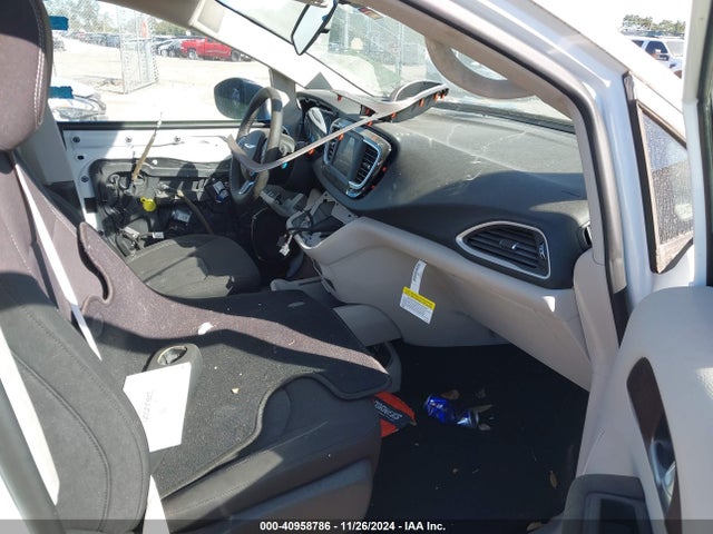 Chrysler Voyager Lx 2022 2C4RC1CG6NR204652 Image 5