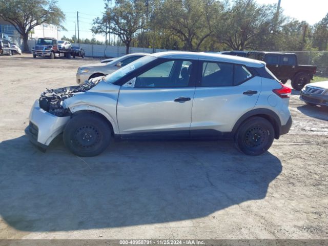 3N1CP5BV9LL546725 Nissan Kicks S Xtronic Cvt