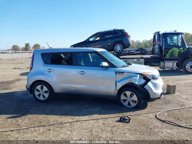 KIA Soul 2015 KNDJN2A24F7761227 Image 12