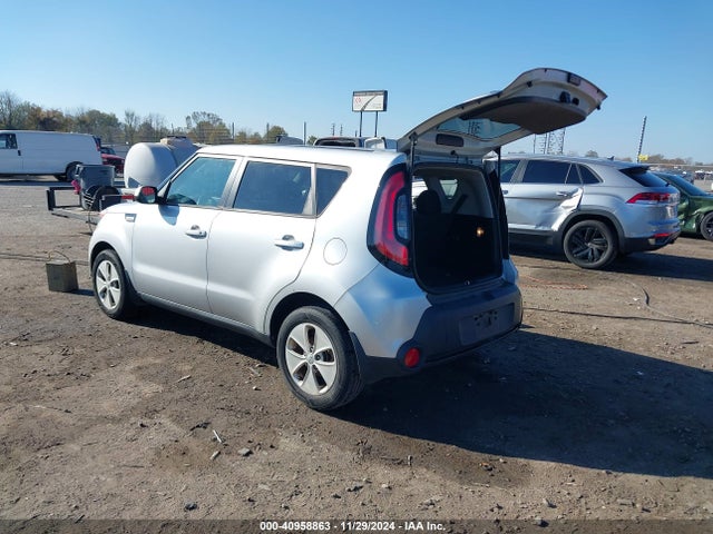 KIA Soul 2015 KNDJN2A24F7761227 Image 3