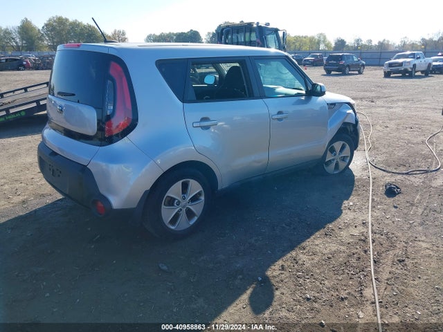 KIA Soul 2015 KNDJN2A24F7761227 Image 4
