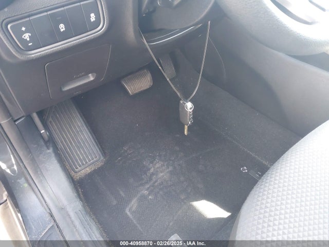 KIA SOUL LX 2021 KNDJ23AU3M7791879 Image 11