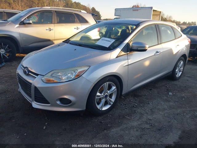Ford FOCUS SE 2014 1FADP3F24EL350718 Image 2