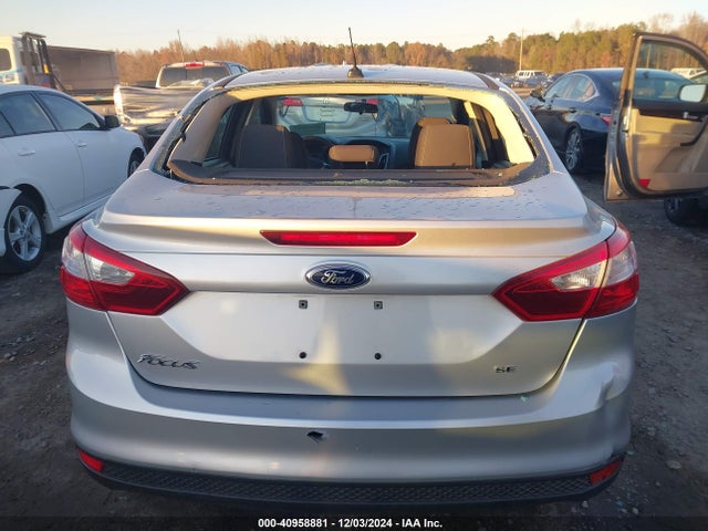 Ford FOCUS SE 2014 1FADP3F24EL350718 Image 6