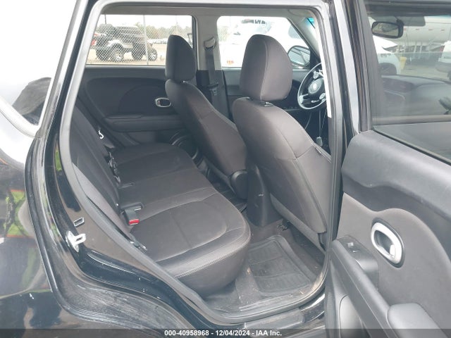 KIA Soul 2016 KNDJN2A23G7317631 Image 8