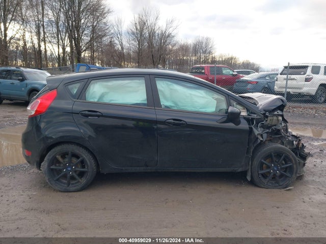 Ford FIESTA SE 2019 3FADP4EJ1KM131966 Image 14