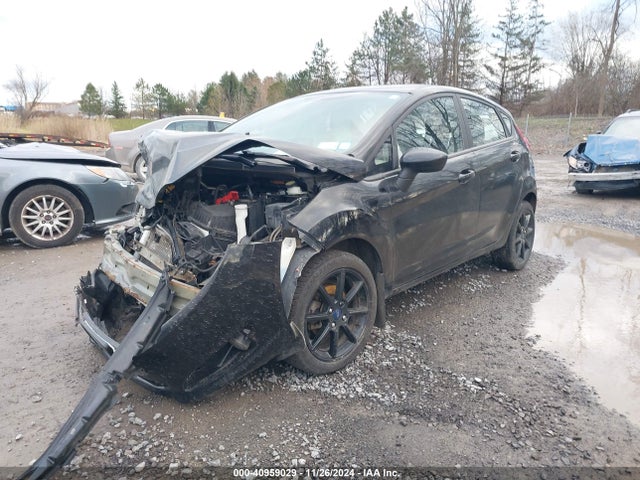 Ford FIESTA SE 2019 3FADP4EJ1KM131966 Image 2