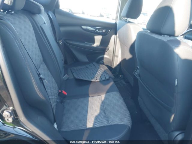 JN1BJ1CR9KW623190 Nissan Rogue Sport Sv