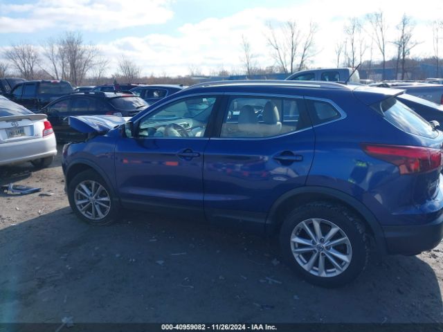 JN1BJ1CR3JW294338 Nissan Rogue Sport Sv