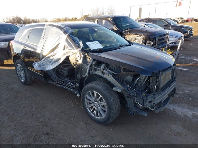 2018 CADILLAC XT5 1GYKNDRS9JZ165638 Photo 0