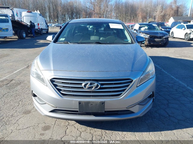 Hyundai SONATA SE 2016 5NPE24AF9GH302569 Image 12