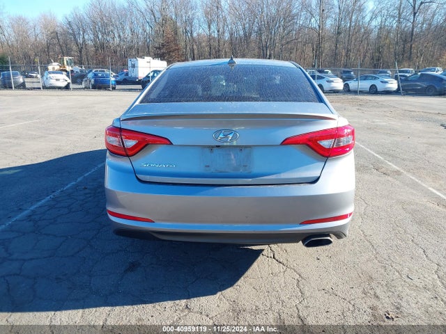Hyundai SONATA SE 2016 5NPE24AF9GH302569 Image 16