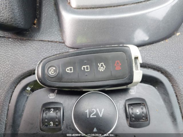 1FADP3N29EL275225 Ford Focus Titanium