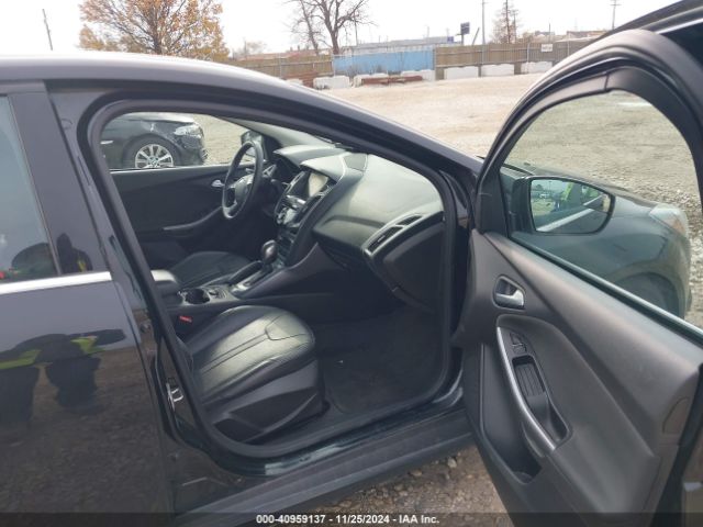 1FADP3N29EL275225 Ford Focus Titanium