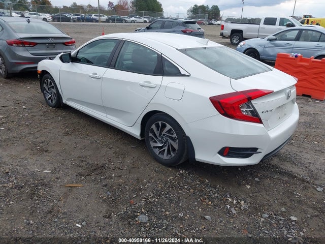 Honda CIVIC EX 2018 19XFC2F75JE006564 Image 3