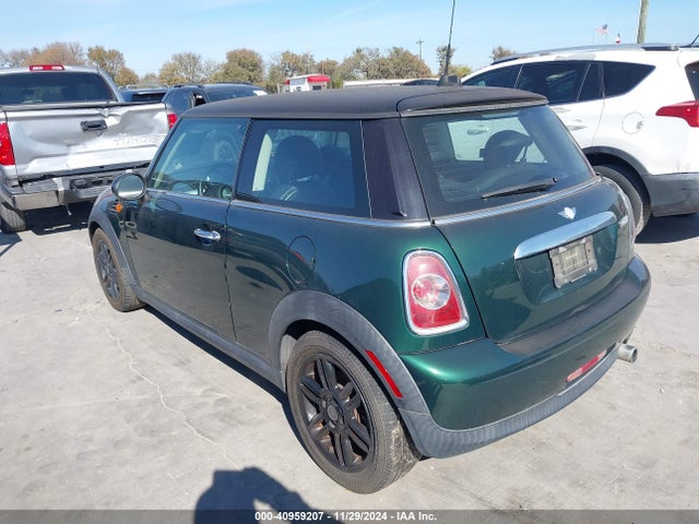 2012 MINI COOPER WMWSU3C53CT369926 Photo 2