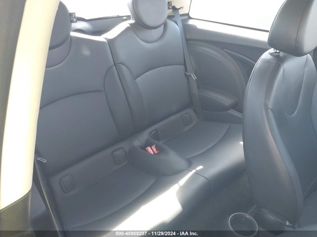 2012 MINI COOPER WMWSU3C53CT369926 Photo 7