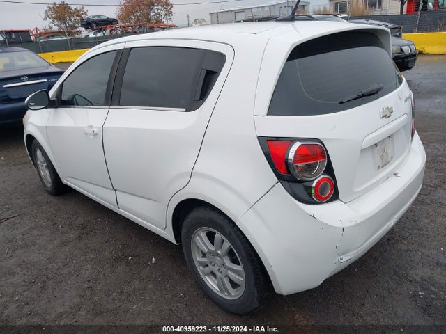 Chevrolet Sonic Lt Auto 2014 1G1JC6SH1E4198646 Image 3