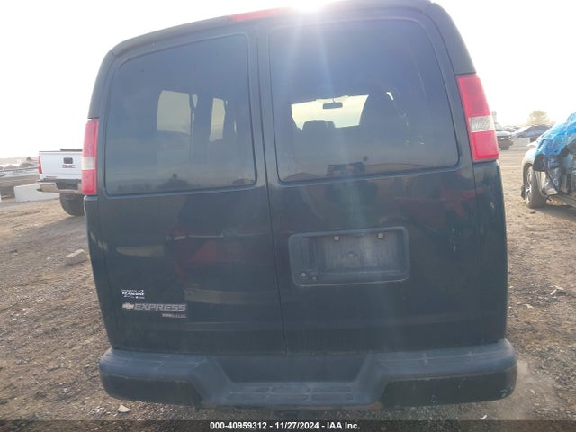 Chevrolet Express 2500 Ls 2015 1GNWGPFG6F1269083 Image 16