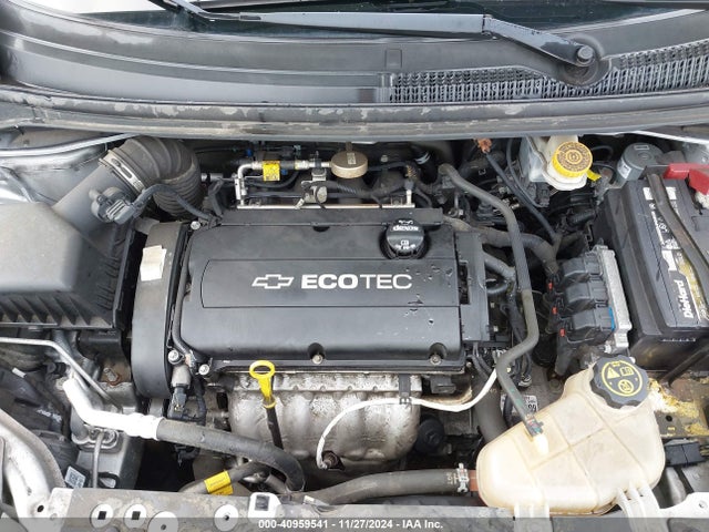 Chevrolet Sonic Ls Auto 2016 1G1JA5SH6G4132628 Image 10