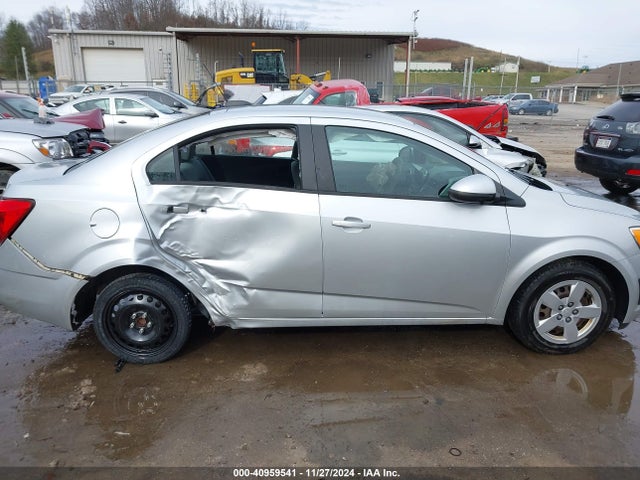 Chevrolet Sonic Ls Auto 2016 1G1JA5SH6G4132628 Image 14